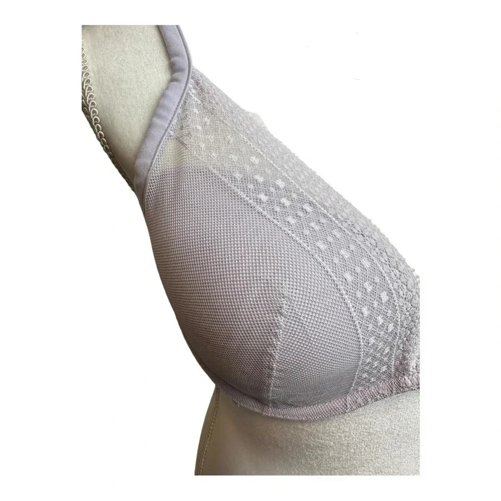 Victoria's Secret‎ Incredible by VS Padded Plunge Bra  Light Lilac 38D NWOT’s - Picture 3 of 10